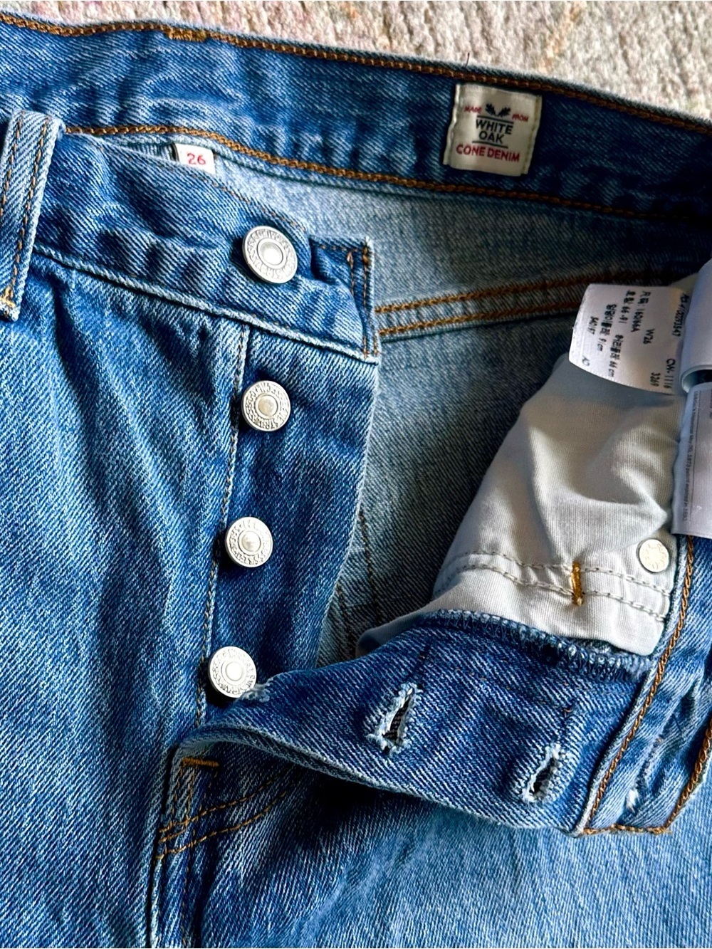 Levi's White Oak Cone Denim Women’s Cutoff Jeans - Picture 3 of 5